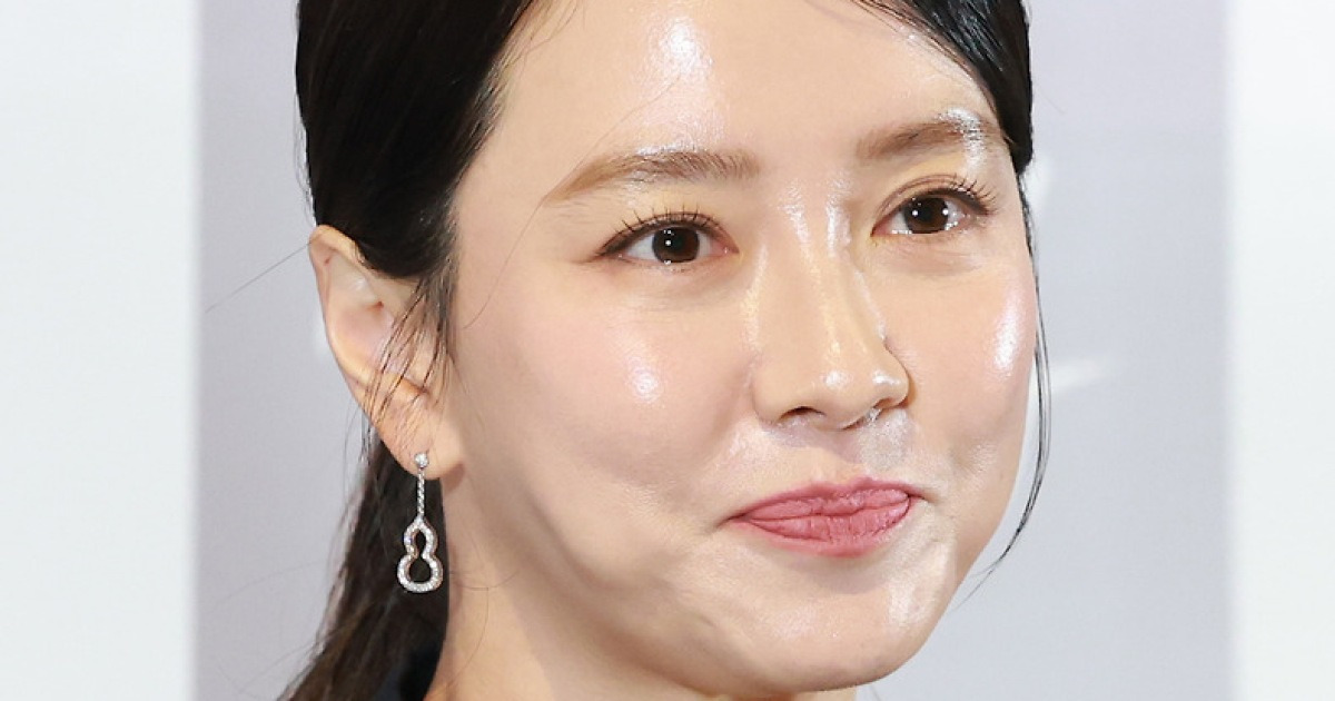 송지효, 5년 만에 교도관으로 스크린 복귀 "나와 닮아" (종합)