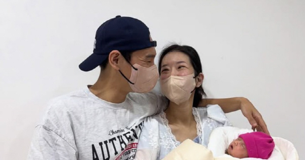 캣츠 출신 김지혜, ‘니큐 아들’ 드디어 품에…눈망울 첫 공개[SCin스타]