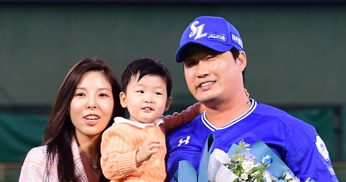 "내가 정말 은퇴하는구나" 끝판대장, 대구 아닌 부산에서 '은퇴' 실감한 이유는? 부산 야구팬에 마지막 인사 [부산현장]