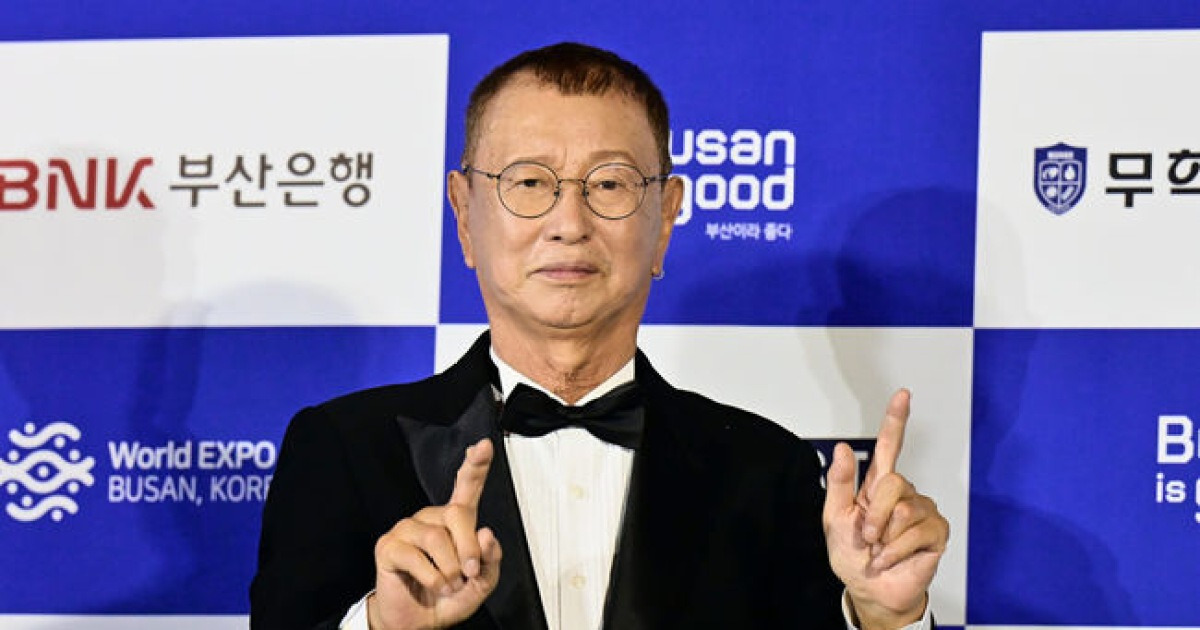 부코페 측 "전유성, 韓코미디 선구자..발자취 역사에 길이 남을 것" 추모(공식)[전문]