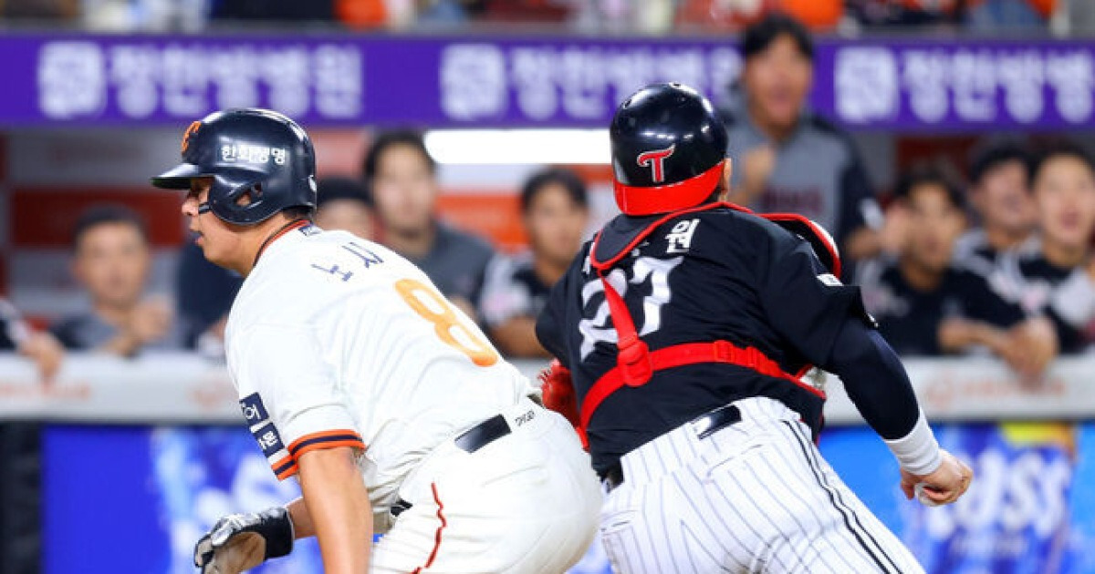 '이럴 수가' 빈 글러브 태그, 아웃→비디오판독→득점 번복...한화 4-1 역전시키다
