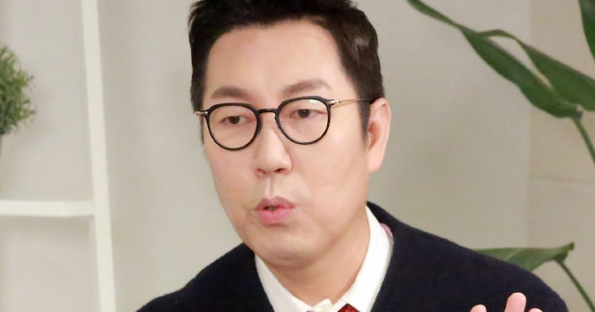 김영철, 故전유성 별세에 생방 중 울컥 "편히 쉬시길"
