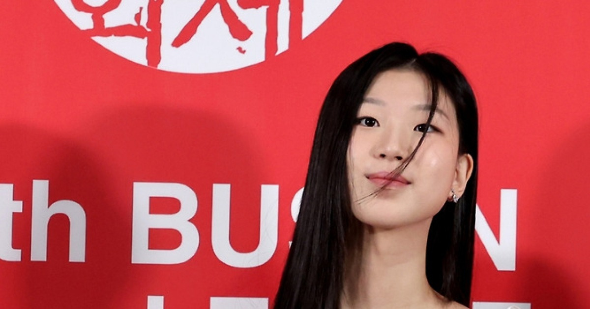 '스카이 캐슬' 키즈의 성장..이지원, 부국제 첫 배우상 수상 영예 [30회 BIFF]