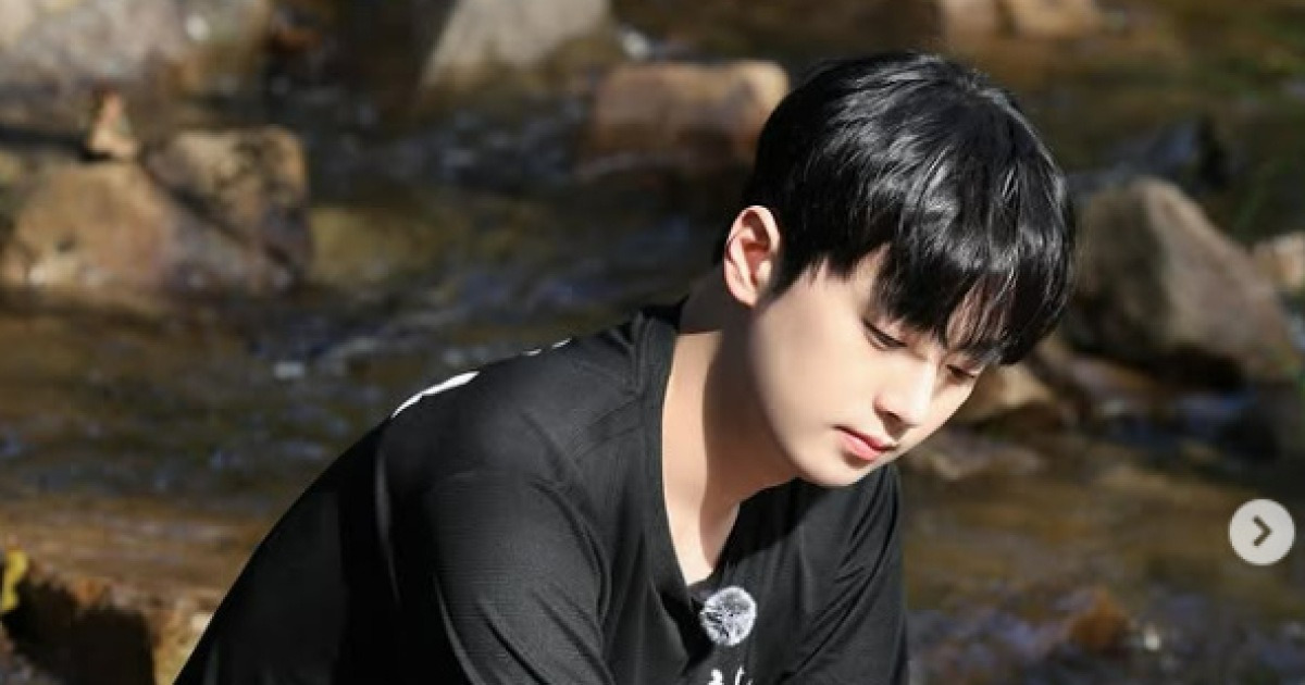 이찬원, 한밤중 의미심장 대형 스포.."10월 뭔가 온다"