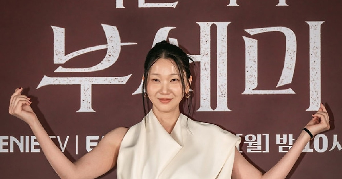 '톱모델' 장윤주, 배우 데뷔한 지 10년 됐다더니…"펑펑 울어, 스스로 못 믿을 때 있어" ('부세미')