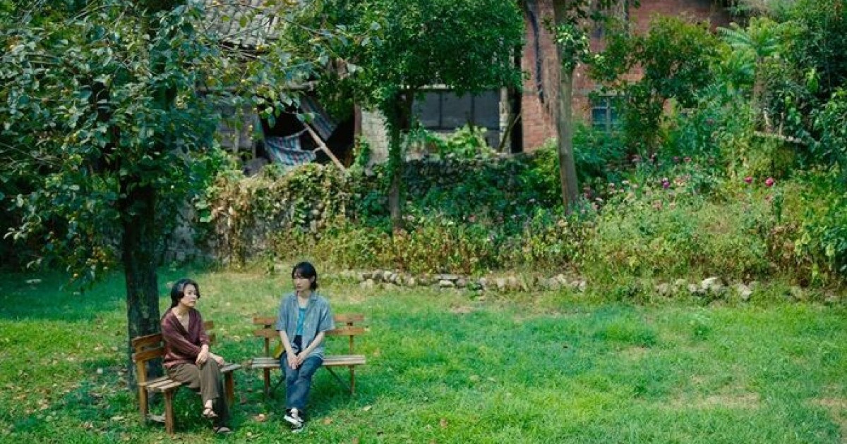 장률 감독 '루오무의 황혼', 초대 '부산 어워드' 대상…서기는 감독상