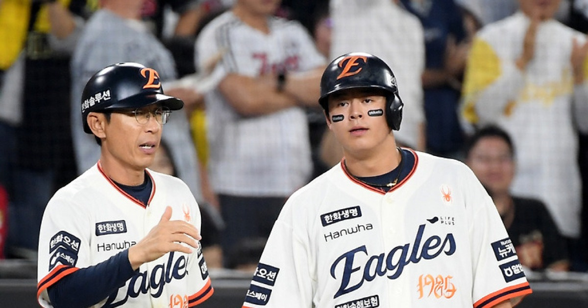 "아내에게 평생 혼날수도 있는데…" 사령탑 만류에도 함께 했다, 한화 1위 탈환 의지 이토록 강하다