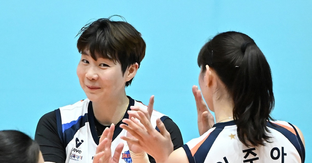 '부상 경계령' 21억 주포 공백 너무도 뼈아팠기에…"컵대회 안 뛰게 하려고 했다"