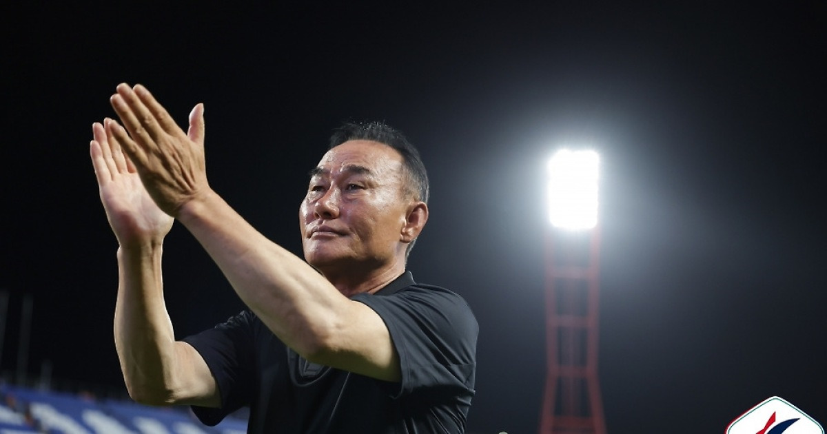 7경기 무승 속 강등 위기 내몰리더니 결국 ‘오피셜’ 공식발표 떴다…‘학범슨’ 김학범 제주 SK 감독, 성적 부진 책임지고 전격 자진 사임