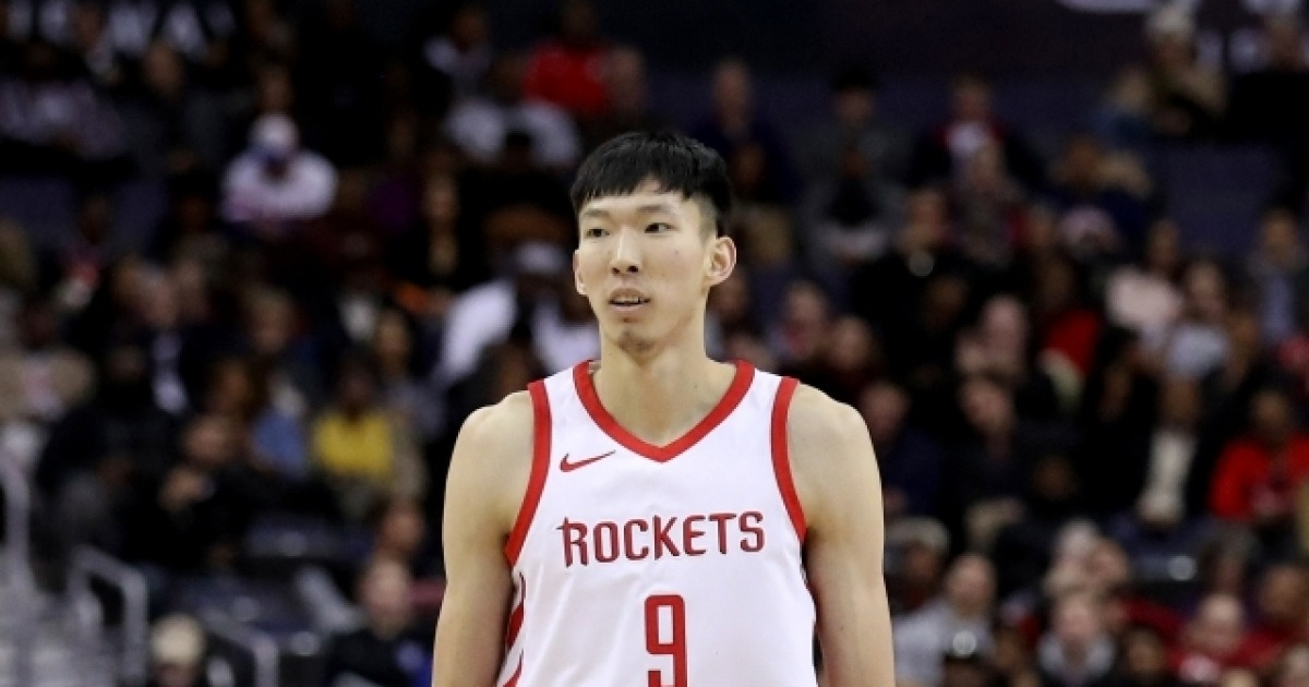 ‘제2의 야오밍’ 저우치의 NBA 도전 실패, 결국 돈 때문이었다? “중국서 10배 넘게 벌 수 있는데 NBA 잔류 의지 약할 수밖에”