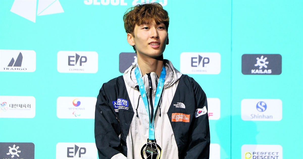 '클라이밍' 이도현, 서울에서 정상 올랐다... 세계선수권 '금'