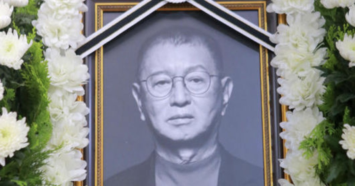 "故 전유성, 생전 본인도 마음의 준비…그곳에선 아프지 않길" 연일 애도ing