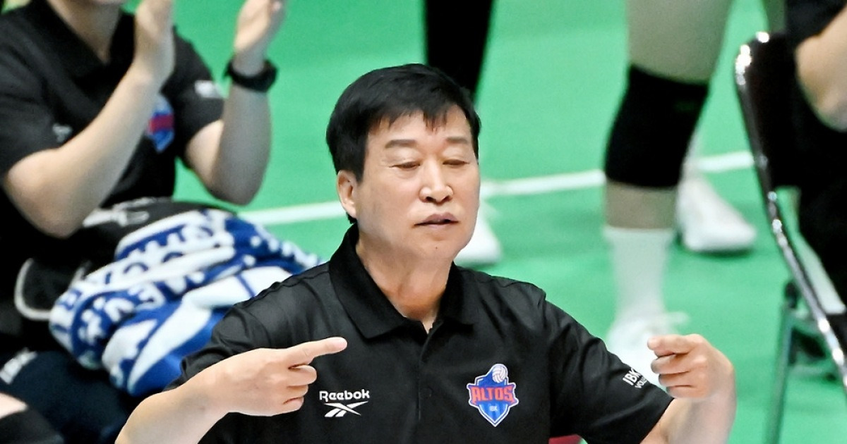 '결승행 승장' 김호철, 펄펄 난 이주아에 "아직 100점 아니지만" 만족... "양효진은 2주 회복 예상" [여수 현장]