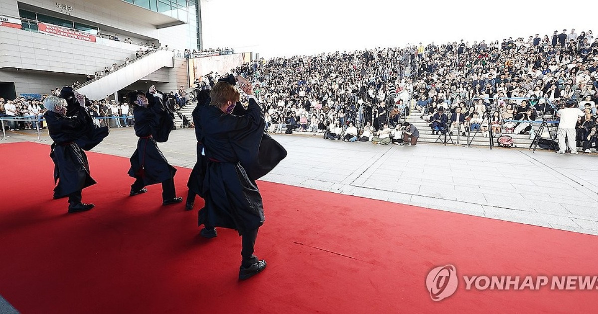 '혼문, 열까 말까'