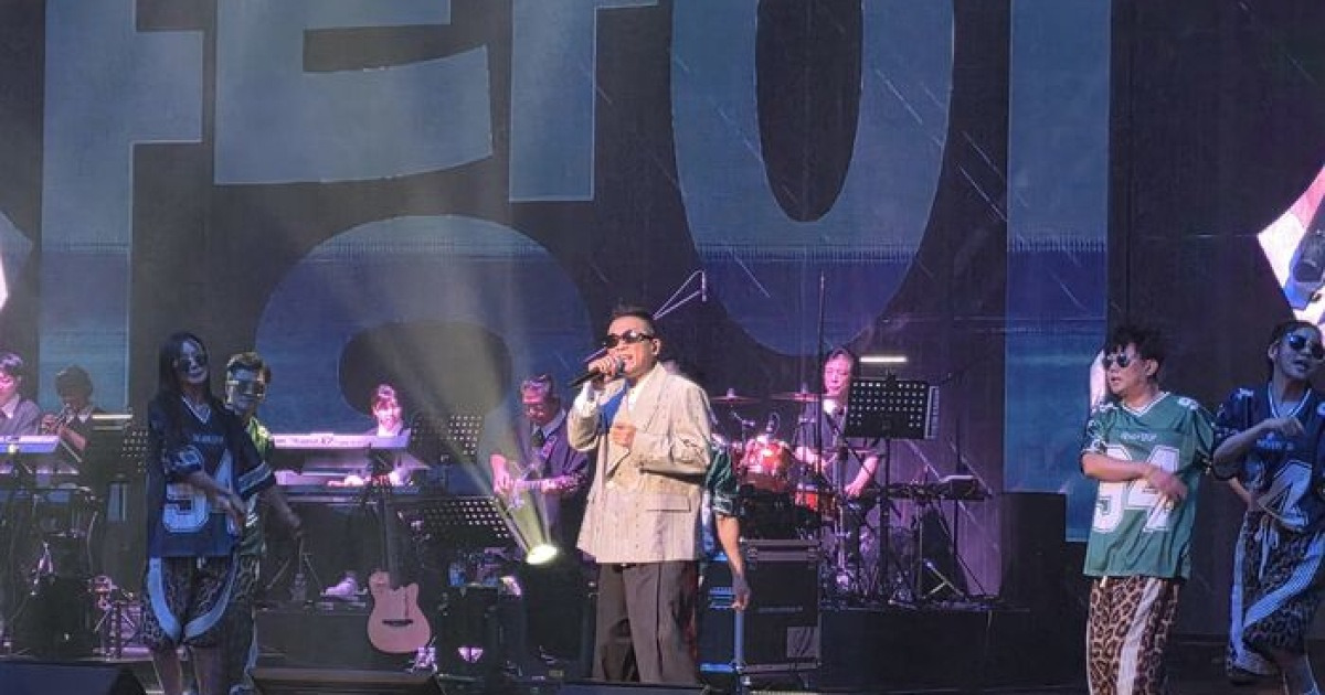 [뮤직Y] "김건모, 돌아와줘서 고마워요"...6년 동안 참았던'눈물' 흘렸다