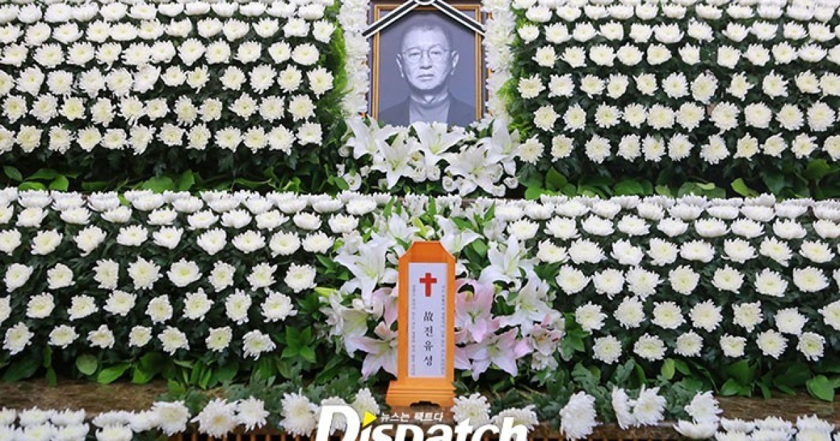 전유성 발인, 마지막 웃음…"웃지 마, 너도 곧 와"