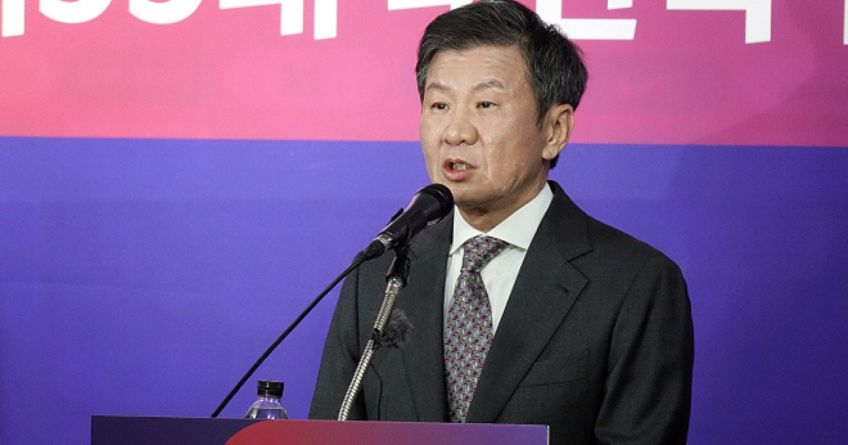 대법원, 대한축구협회의 집행정지 신청 받아들였다···‘문체부의 정몽규 대한축구협회장 징계 요구 집행정지 인용’