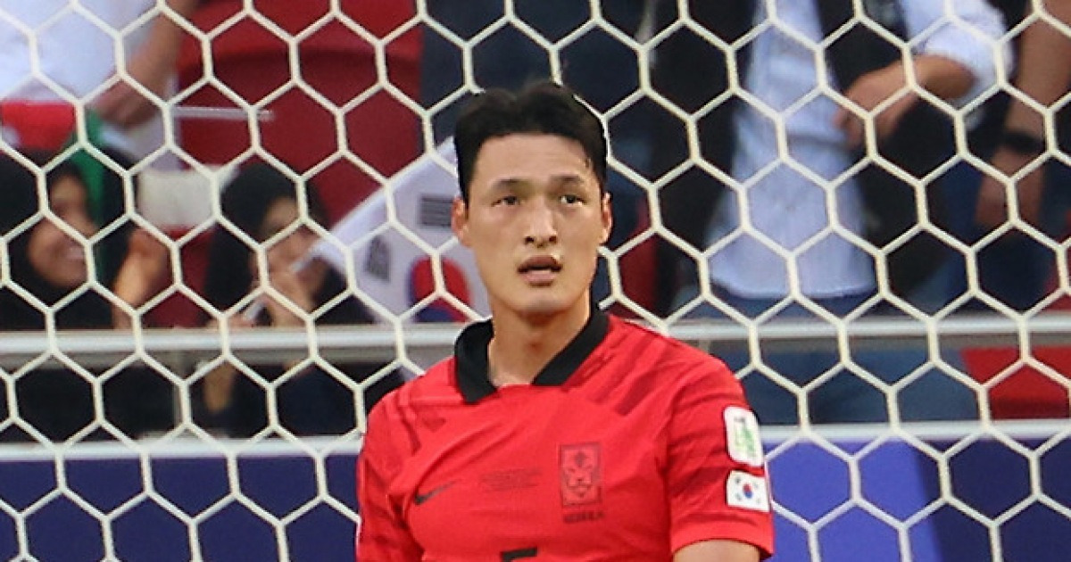 '홍명보 감독 애제자' 박용우, A매치 명단 발표 직전 십자인대 부상 의심...월드컵 앞두고 '비상'