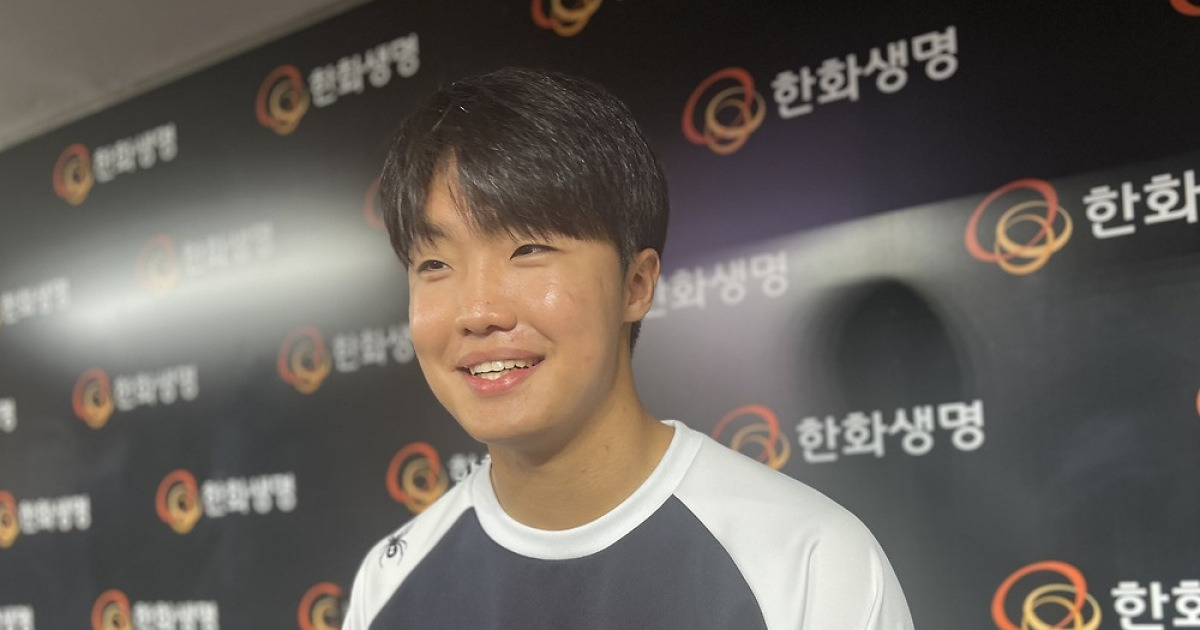 'LG전 깜짝 호투' 한화 정우주 "폰세가 고맙다고 하네요"