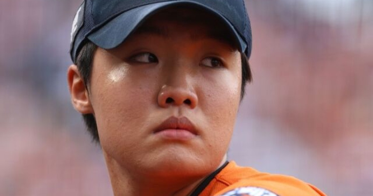 '이럴 수가' LG전 0승 폰세 아니다, 한화 특급루키 이틀 쉬고 깜짝 선발…LG전 ERA 7점대인데, 한화 킬러 만난다