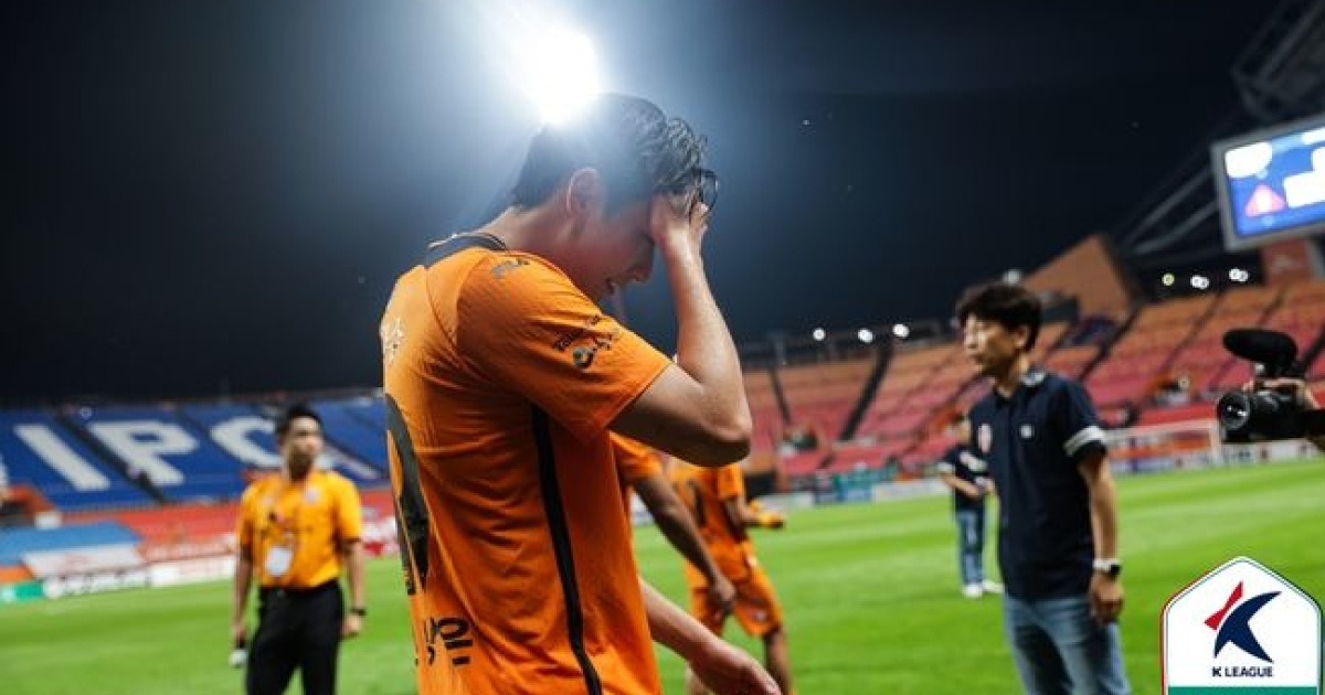 '제주의 4번째 퇴장' 이창민 퇴장 불러온 싸박의 도발, 왜 제재 없었나