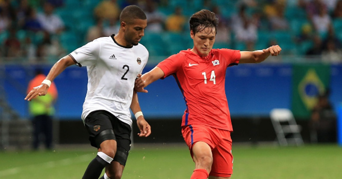 ‘애제자 부상’ 착잡한 홍명보 감독 “박용우 역할 할 수 있는 선수 찾기 쉽지 않아”