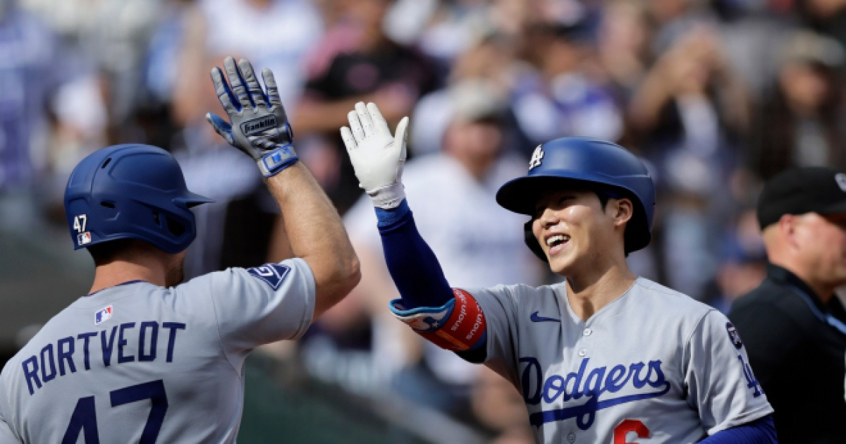 지구 우승에도, 다저스 1일부터 와일드카드…김혜성 합류? 로버츠 감독에 ‘3호포’ 무력시위