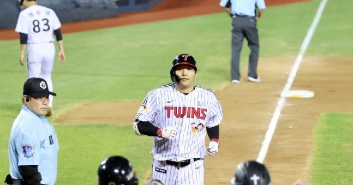 '사흘째 실종' 44년 LG 역사 최초 사나이, 사령탑은 '비워놓고' 기다린다 "우린 (문)보경이가 4번 쳐야 가장 강하다"