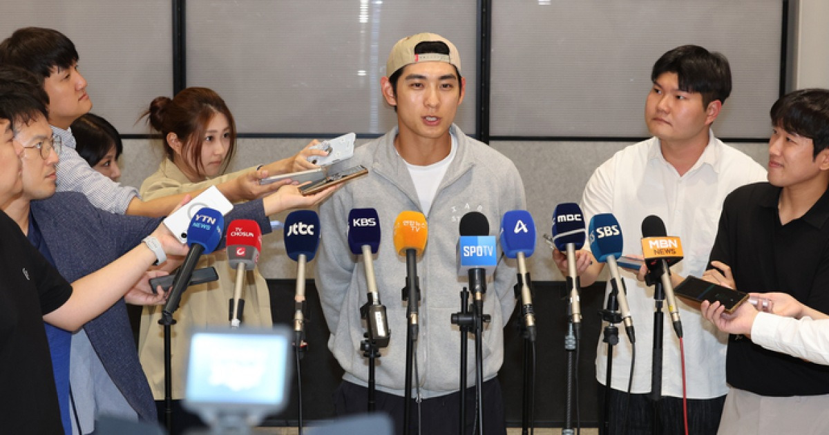“성문이 형이요? 안 하던 행동했던데…” 이정후에게 송성문 ‘ML 진출 가능성’ 물었더니 [SS현장]