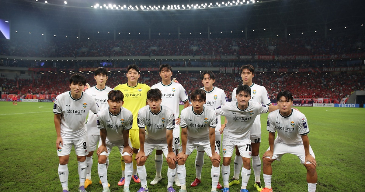 [GOAL 청두] '힘든 원정에서 아쉬운 패배' 강원 정경호 감독 "결과 빼고 우리가 잘한 경기"