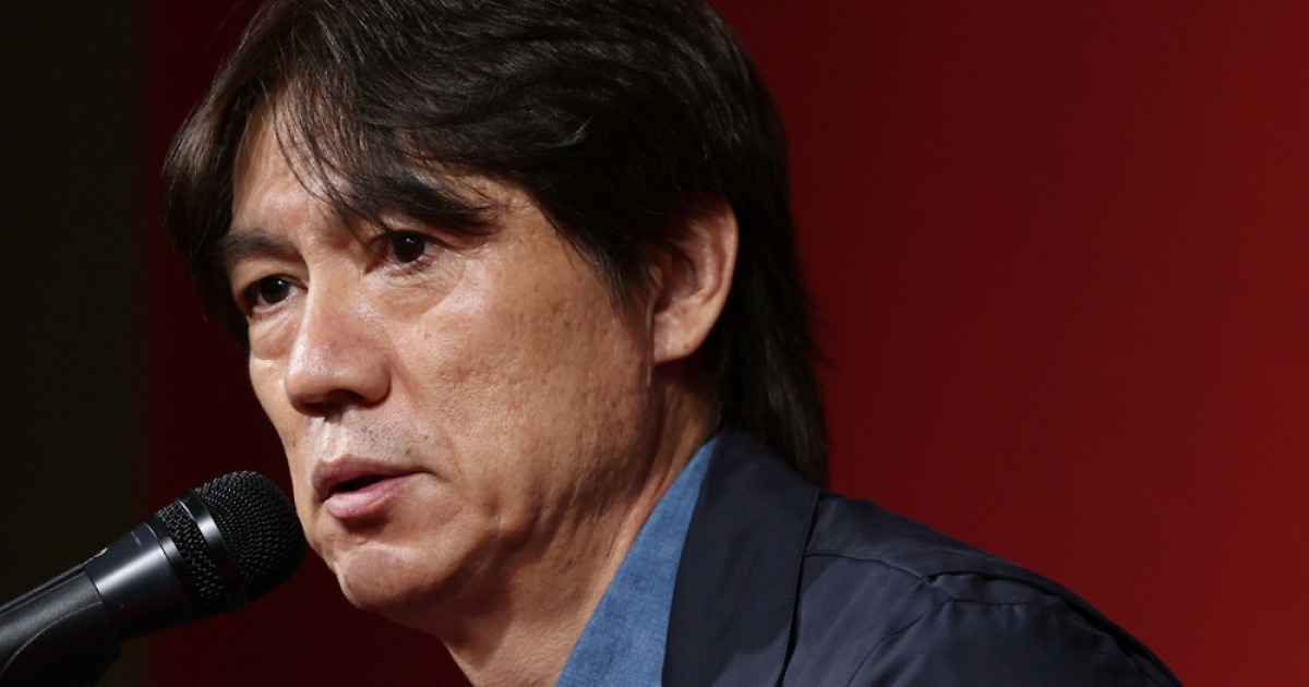 홍명보, 손흥민 '주장 교체' 논란 종결…"제 역할 충분히 하고 있다"