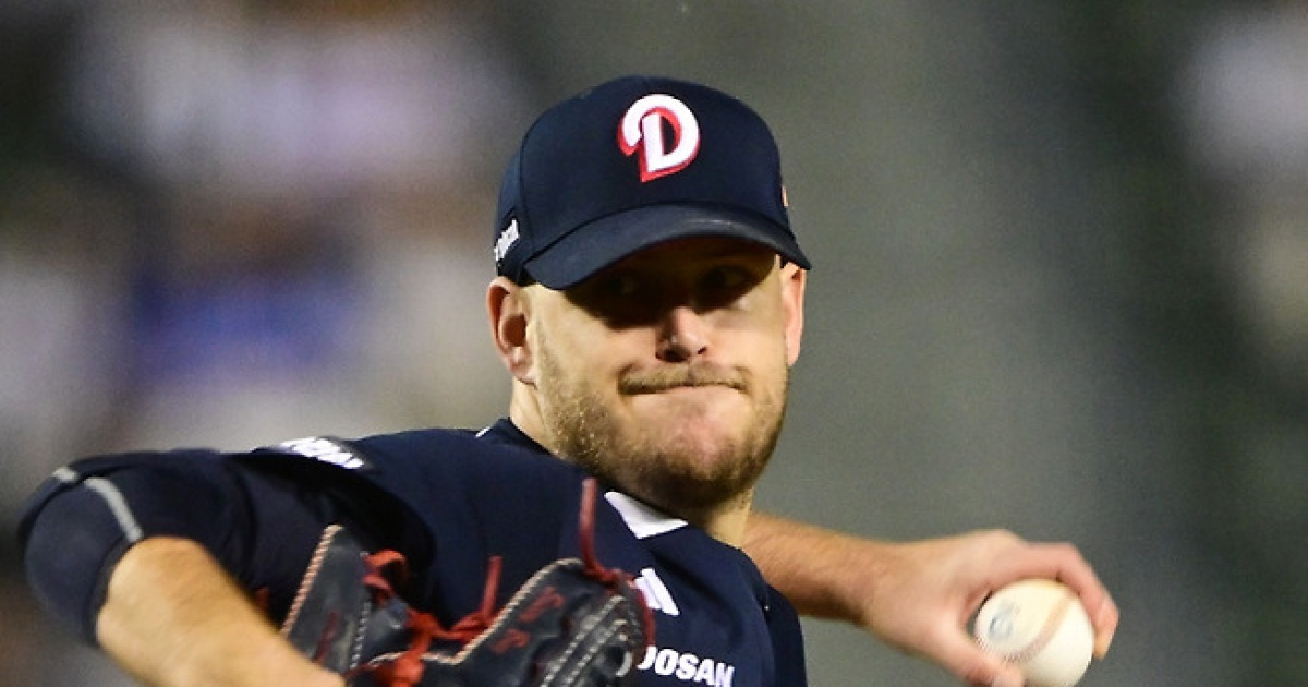 ‘어빈 호투+로그 구원등판’ 두산, 시즌 최종전서 LG 발목 잡았다..6-0 완승