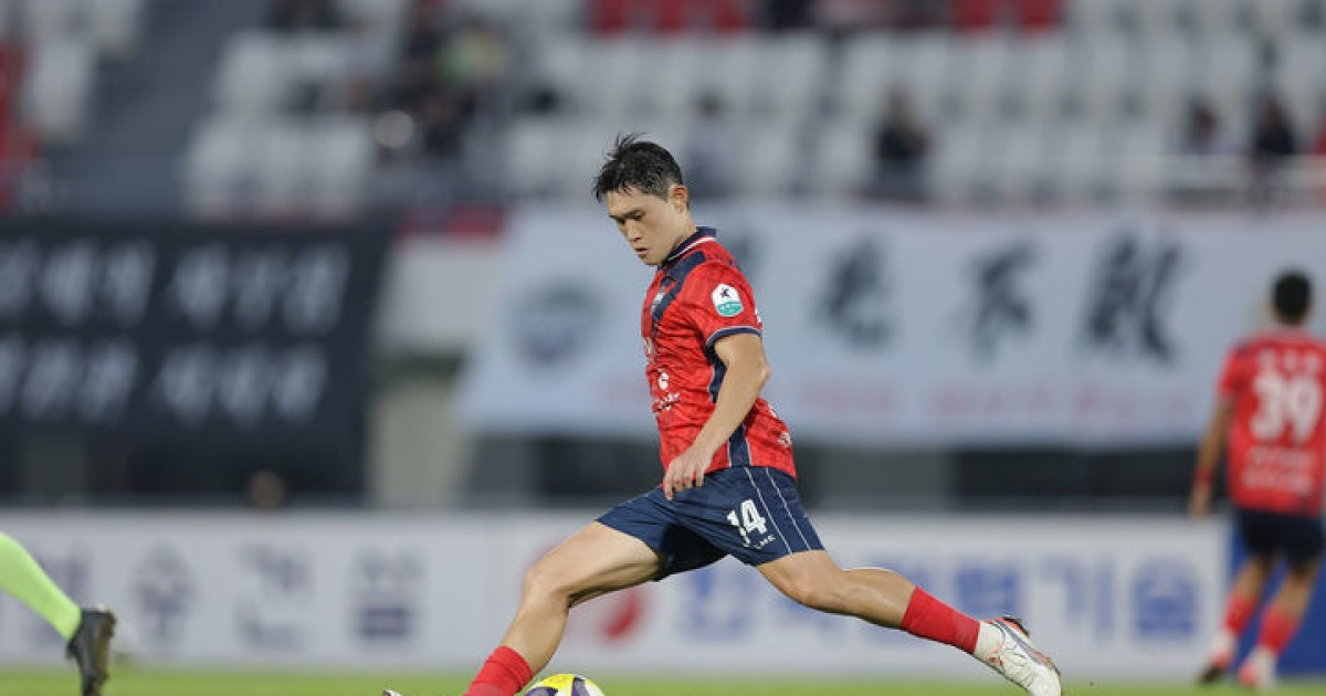 '1골 1도움' 김천 이동경, K리그1 31라운드 MVP 선정