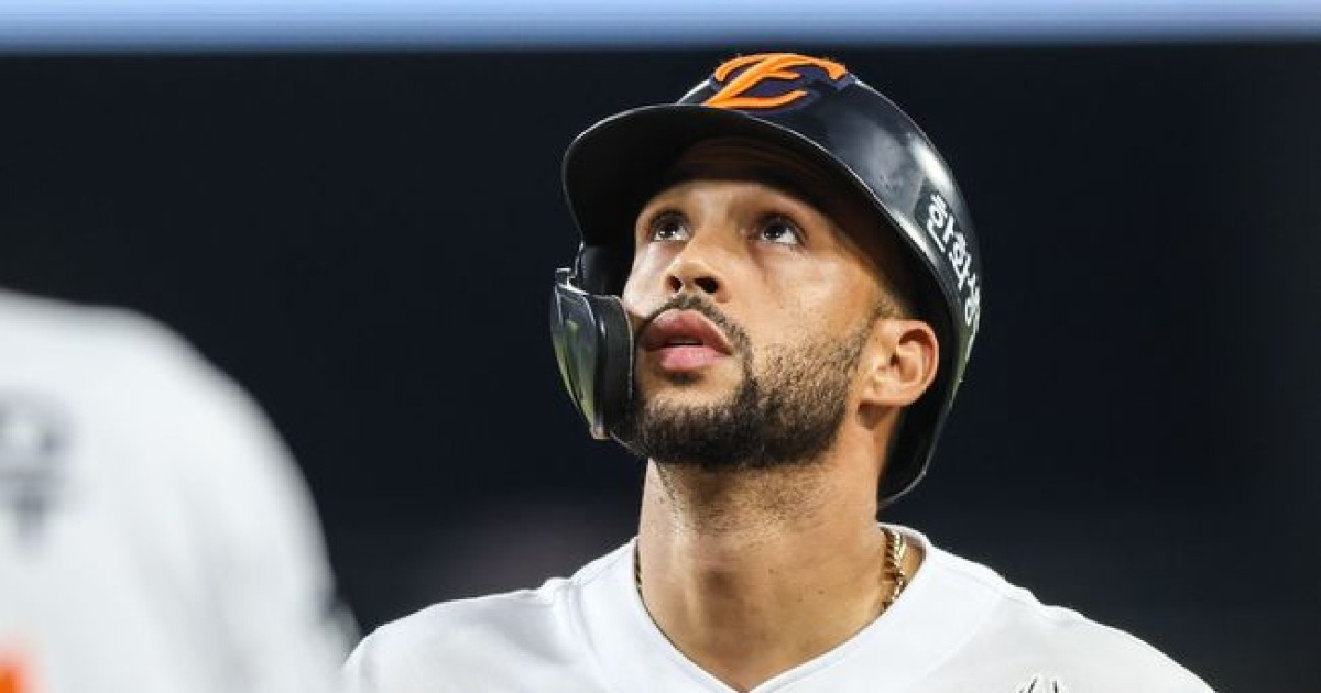 '리베라토 끝내기' 한화 1위 대역전 불씨 지폈다, 롯데 꺾고 홈 최종전 승리…와이스 7이닝 무실점 피날레 [대전 리뷰]