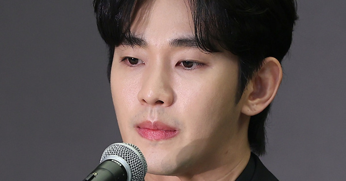 김수현 측 "軍복무 때 故김새론 아닌 연인 있었다"…편지 공개 "사랑해"