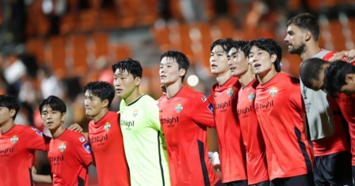 '中 원정' 역시 험난하다... '사상 첫 ACLE 도전' 강원, 청두에 0-1 석패