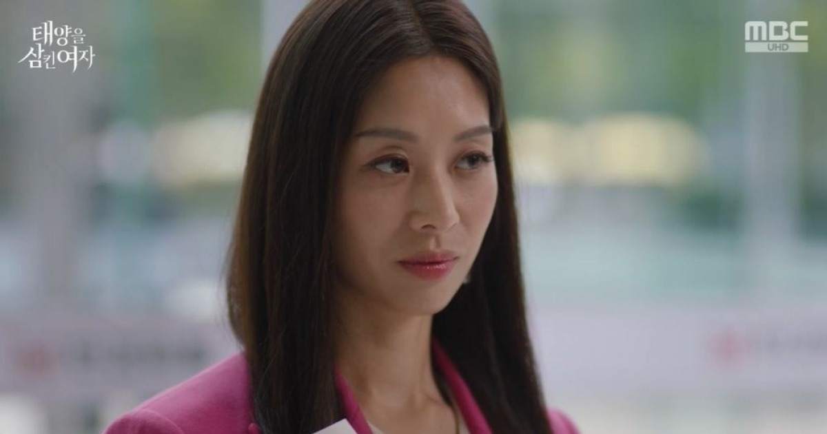 장신영, 정식으로 사장 선임…밀려난 윤아정 억지로 꽃 선물 '분노' ('태양을 삼킨 여자') [종합]