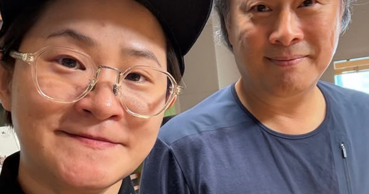 '故 전유성 지킨' 김신영, 아직 부은 얼굴→라디오 DJ 복귀…"할 도리 했다"