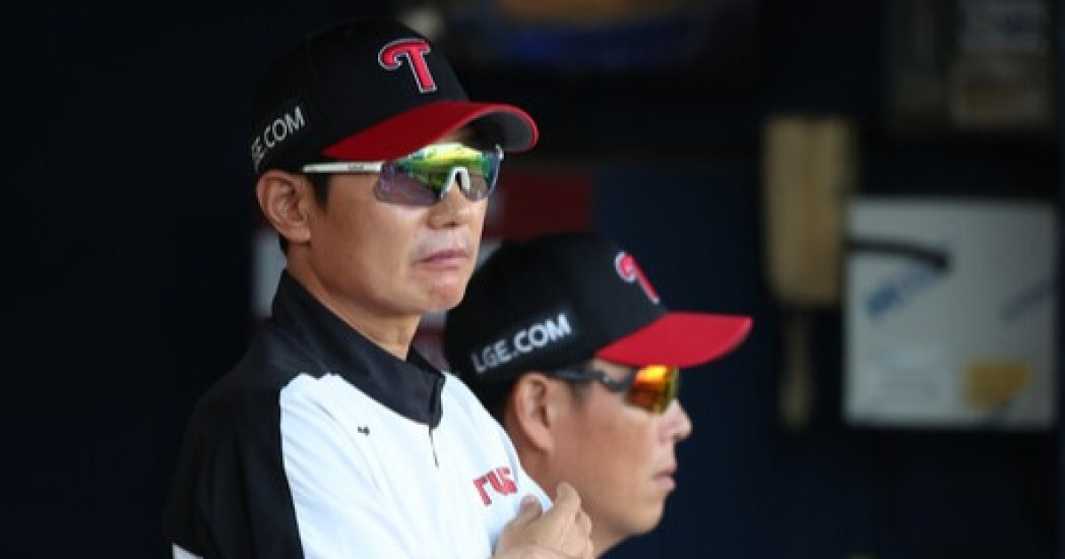 KBO는 예상했나, '우승 트로피' 잠실에 없었다...'3연패' LG 트윈스, 자력 우승 실패 [스춘 현장]