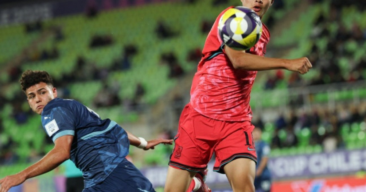 'FVS 성공했는데' 숫적 우위 속 답답한 경기력 '16강 불투명'...이창원호, 파라과이와 0-0 무승부 '최하위 추락'