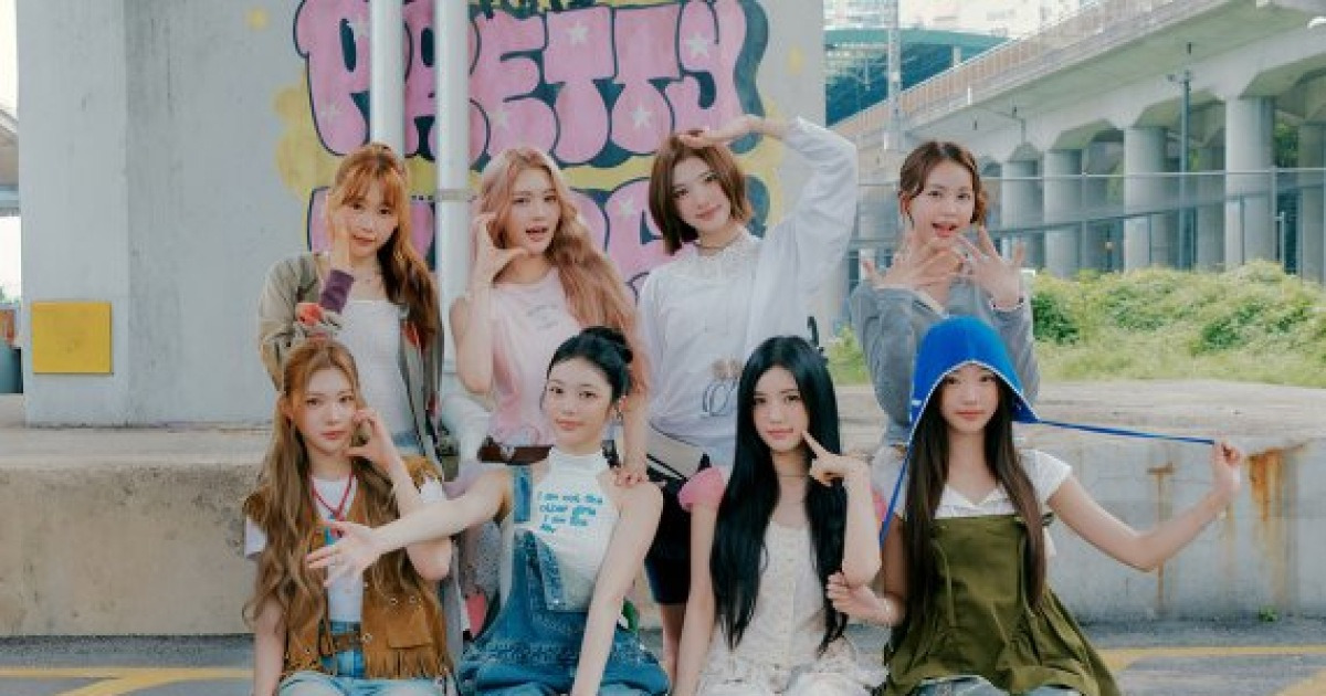 하츠투하츠, ‘음악중심’ 스페셜 MC 전원 출격