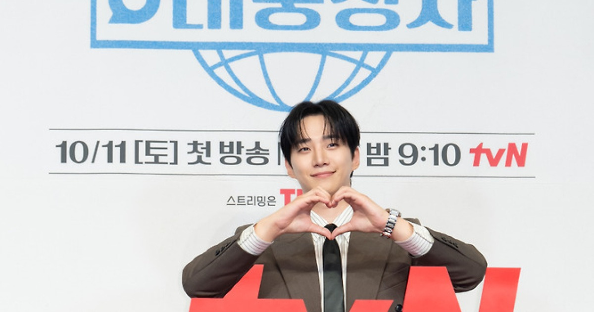 ‘태풍상사’ 이준호 “1인 기획사 론칭...태풍에 일체감 느끼며 애착”