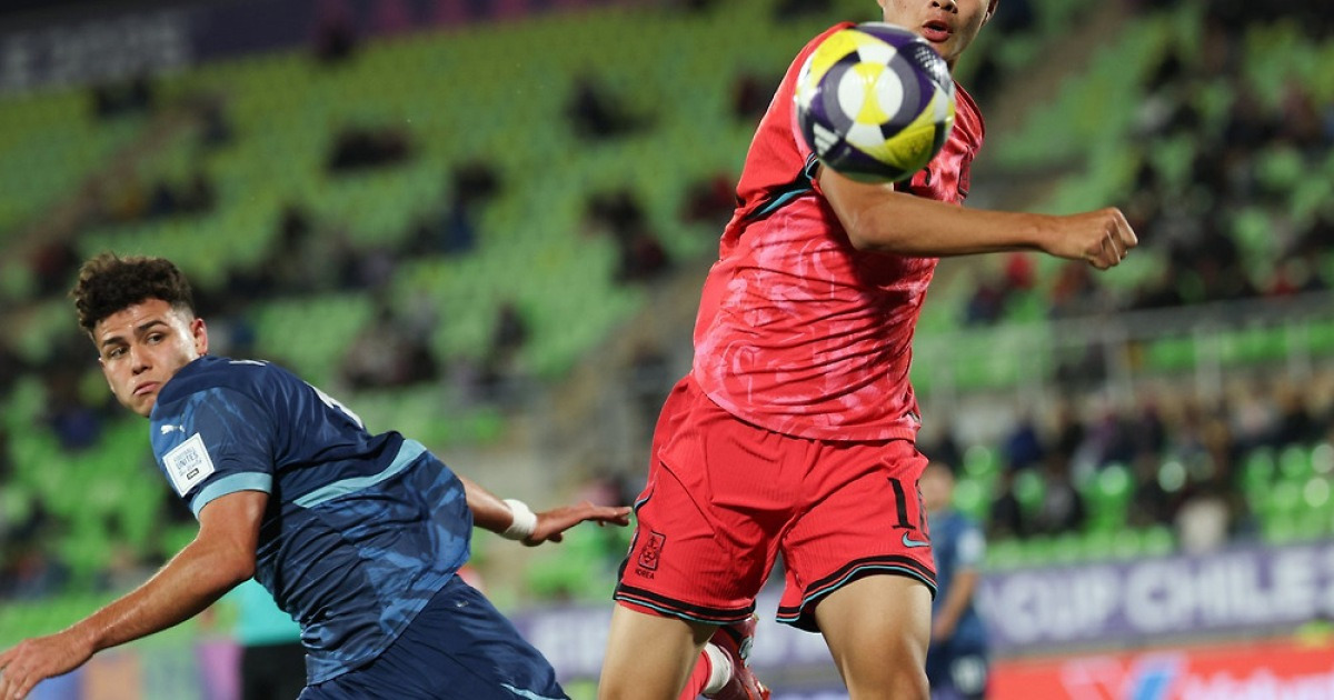 U-20 월드컵 16강 도전 ‘빨간불’…파라과이와 2차전 수적 우세에도 0-0 무승부