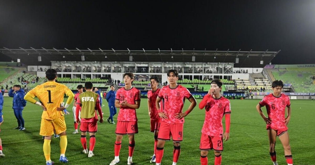 "10명 파라과이도 못 뚫었다"…한국 U-20, 조 최하위 추락→칠레 월드컵 '조기 탈락' 경고등 "FVS 퇴장 행운도 허사"