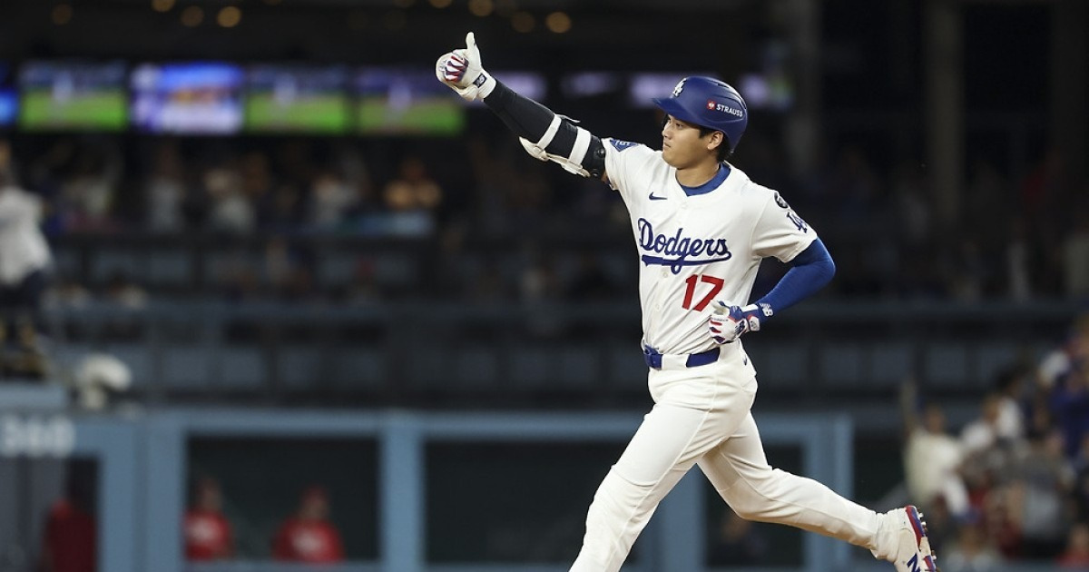 오타니 2홈런 폭발…다저스, 와일드카드 첫판 신시내티에 완승(종합)