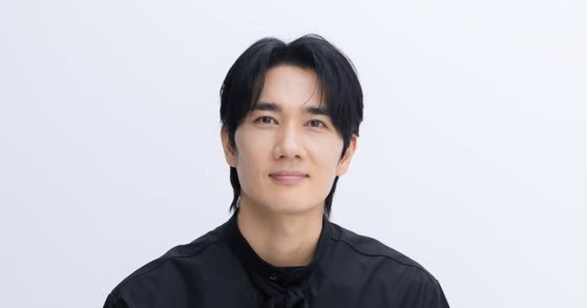 [단독]엄태구, 트와이스 뮤비 남주…'믿보배' 특급 지원사격