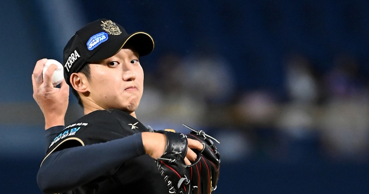 "상무에 쉬러? 전방 가든가"…이기심에 작심 발언, '2군 오타니' 속사정 있었다