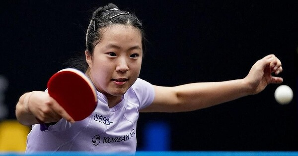 '삐약이' 신유빈, 중국 스매시 16강서 세계랭킹 4위 콰이만 3-2 제압