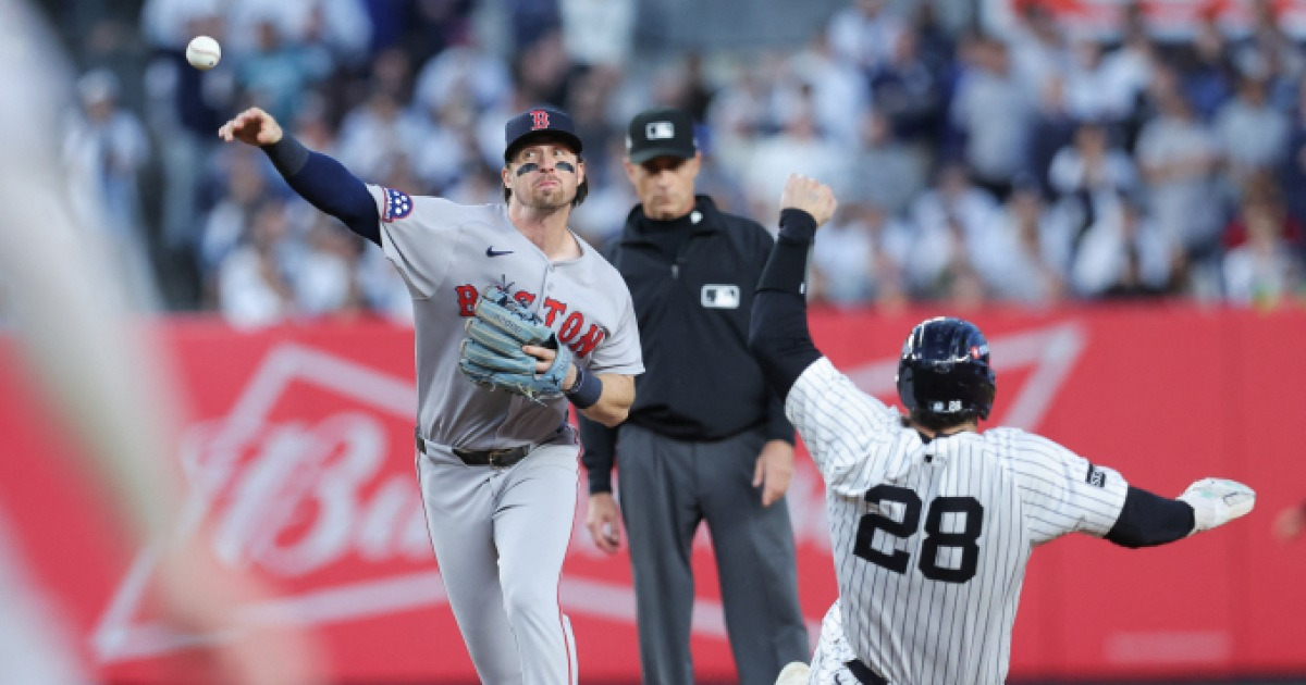 '웰스 결승타' 양키스, WC 2차전서 보스턴 4-3 제압… 최종전서 결판