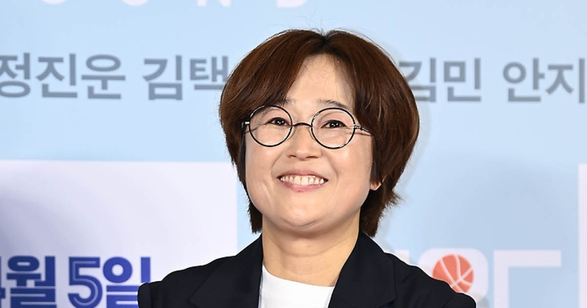 '100억 CEO' 송은이 울상, 복지 쏟아부어도…"나랑 여행만 다녀오면 퇴사" (라스)